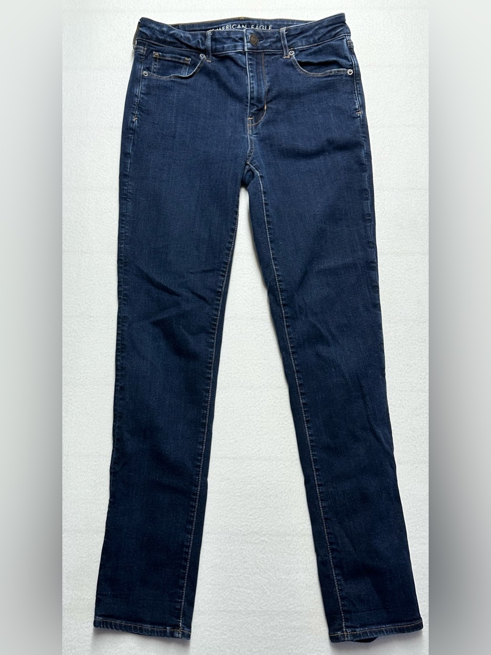 American Eagle Super Stretch Women’s Size 4 Dark Wash Skinny Jeans 31” Inseam